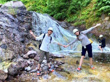 カムイワッカ湯の滝